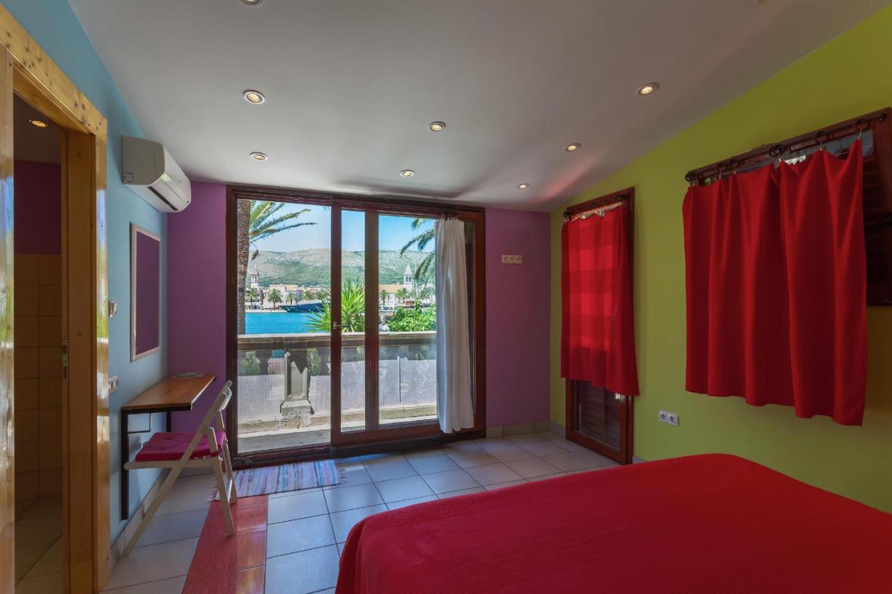 Domus Maritima Hotel