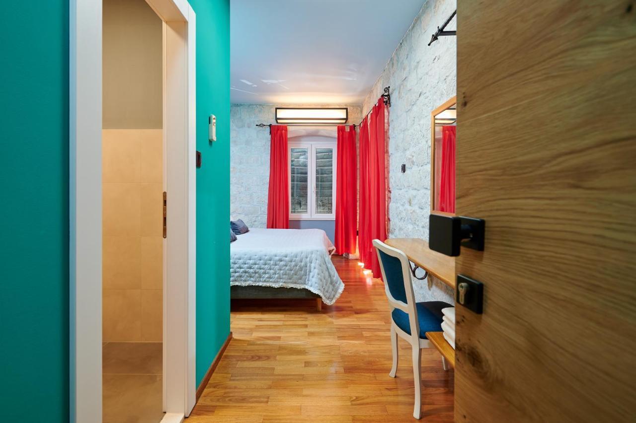 Domus Maritima 3*